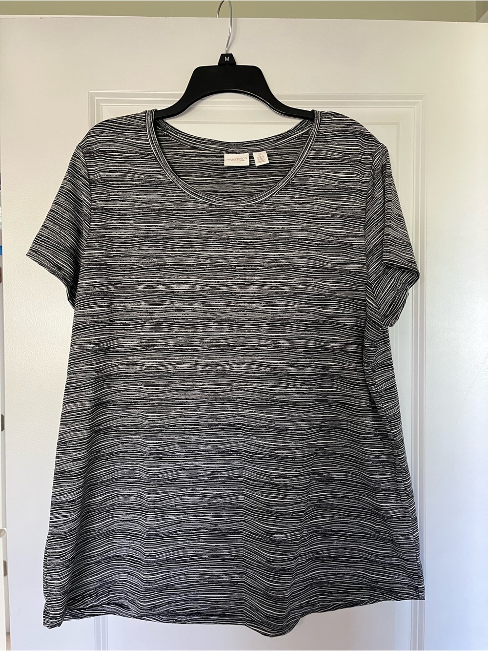 Chico’s. Casual Black & White Short Sleeve Crewneck Top